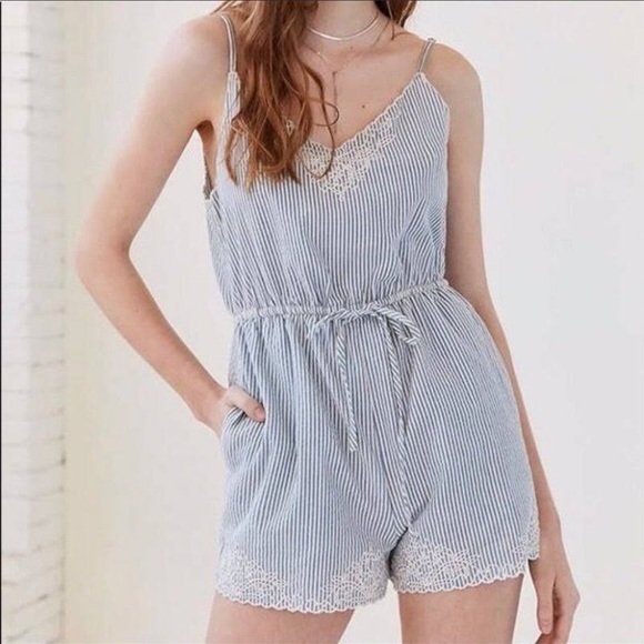 Urban Outfitters Kimchi Blue Striped Embroidered Romper XS - Picture 1 of 2